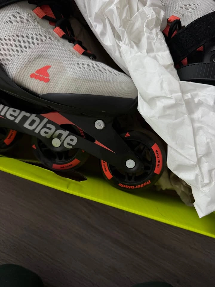 Brand New Rollerblade Macroblade 80 Women’s Inline Skates - photo 4