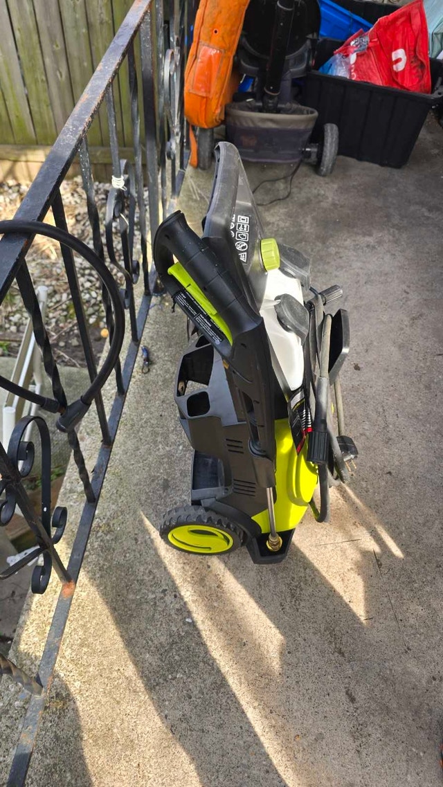 Sun Joe SPX3000 Pressure Washer 2000W