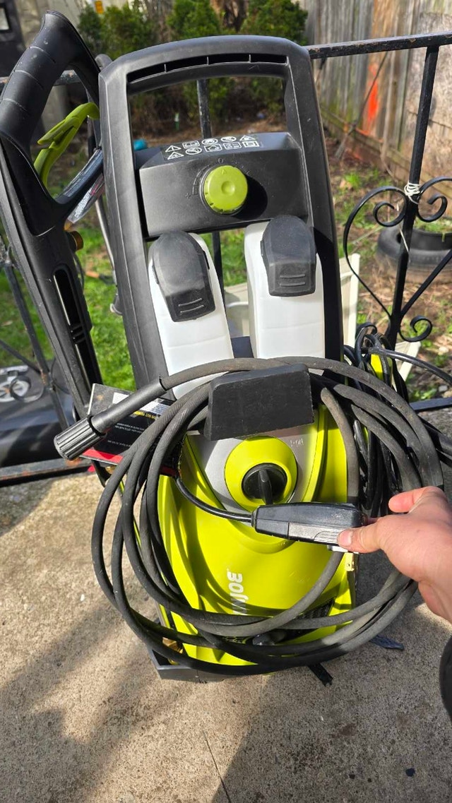 Sun Joe SPX3000 Pressure Washer 2000W - photo 2