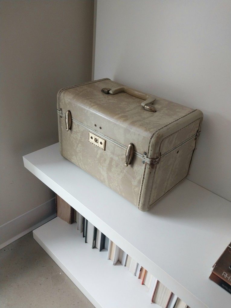Vintage Samsonite Train Case 1950s Mid Century Saddle Tan - $40