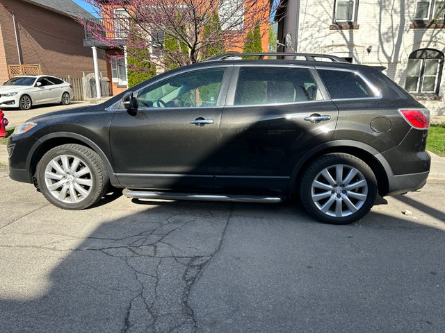 2010 Mazda CX-9 AWD 7-Seater SUV