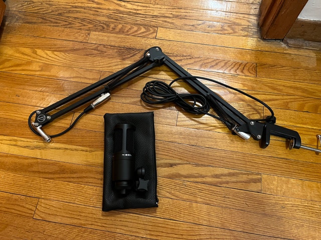AT2020 Mic and Desk Boom Arm