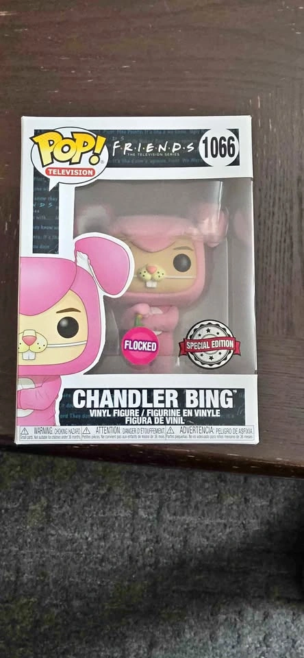 Funko Pop Friends Chandler Bing Flocked Special Edition #1066