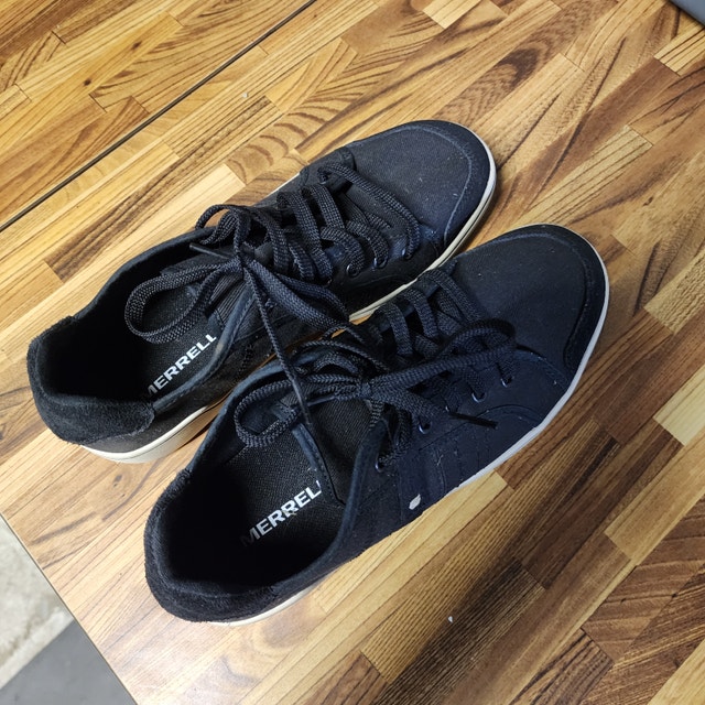 Merrell Shoes Black with White Sole Mens 8