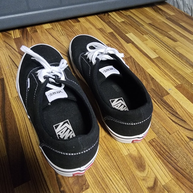 VANS shoes black & white size 10 woman's