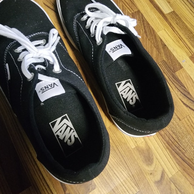 VANS shoes black & white size 10 woman's - photo 3