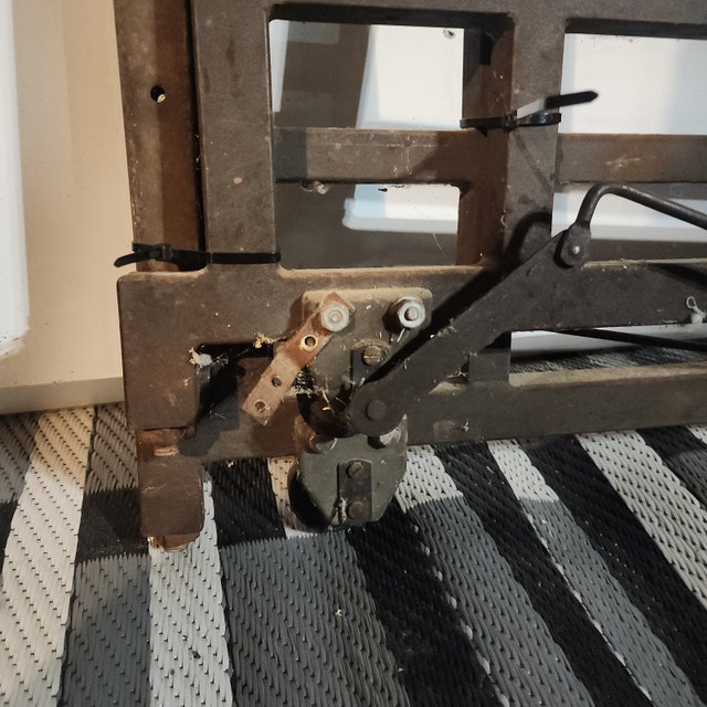 Vintage Table Legs - Strong, Thick, Rolling - photo 2