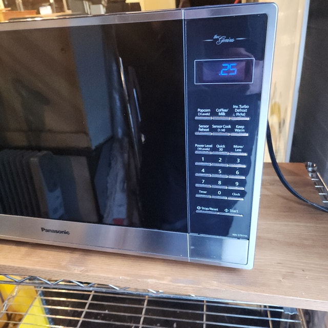 Panasonic Microwave Large stainless black - photo 5