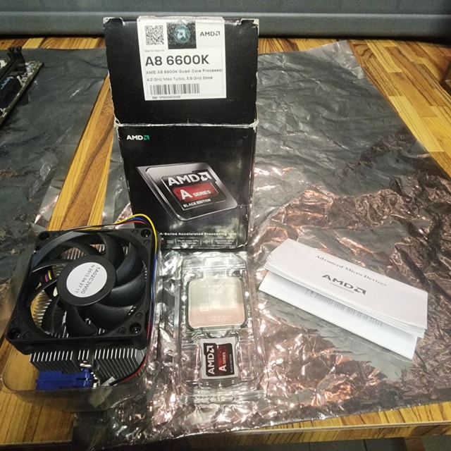 AMD A8-6600K CPU 3.9GHz 4-Core FM2 w/ Integrated Graphics