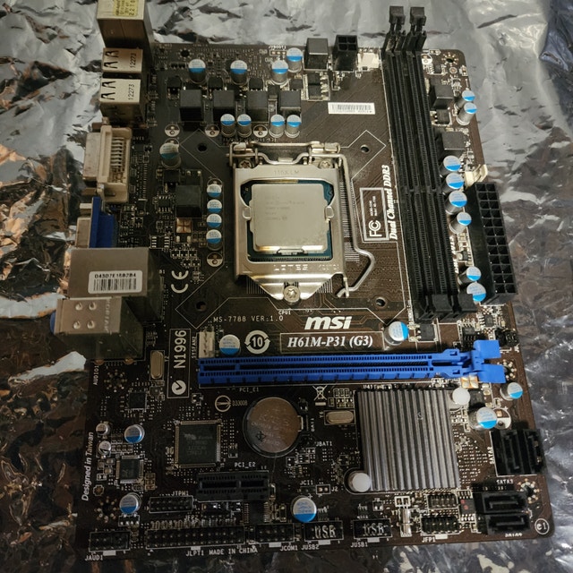 MSI Motherboard Intel Core i3 H61M-P31 (Socket 1155)