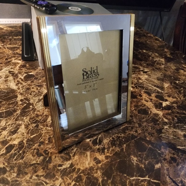 Solid brass picture frame 5 x 7 photo frame - photo 2