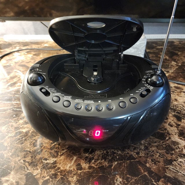 Digital Sound System Bluetooth, CD Player Radio Aux In - photo 2