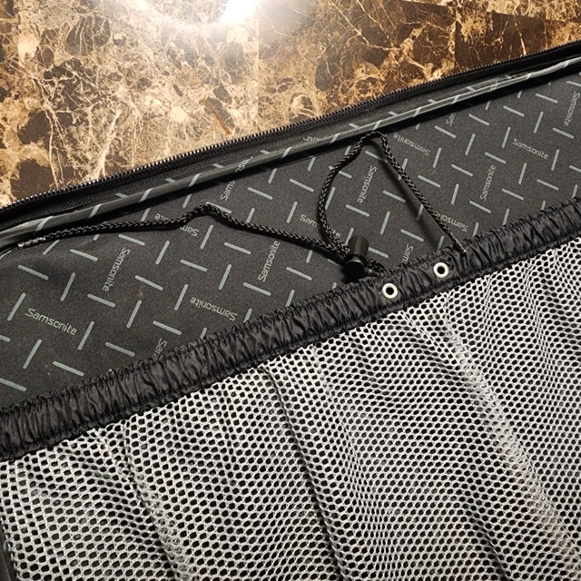 Black travel case suitcase bag luggage rolling - photo 5