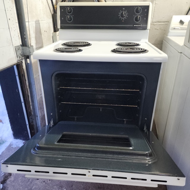 Frigidaire Electric Coil Stove - White - photo 5