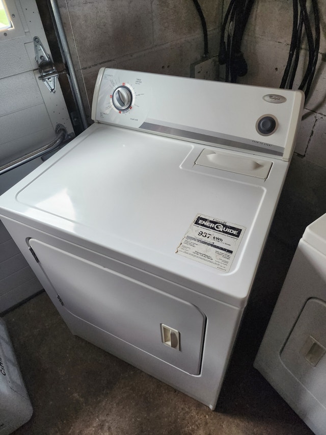 White Whirlpool Electric Dryer - photo 4
