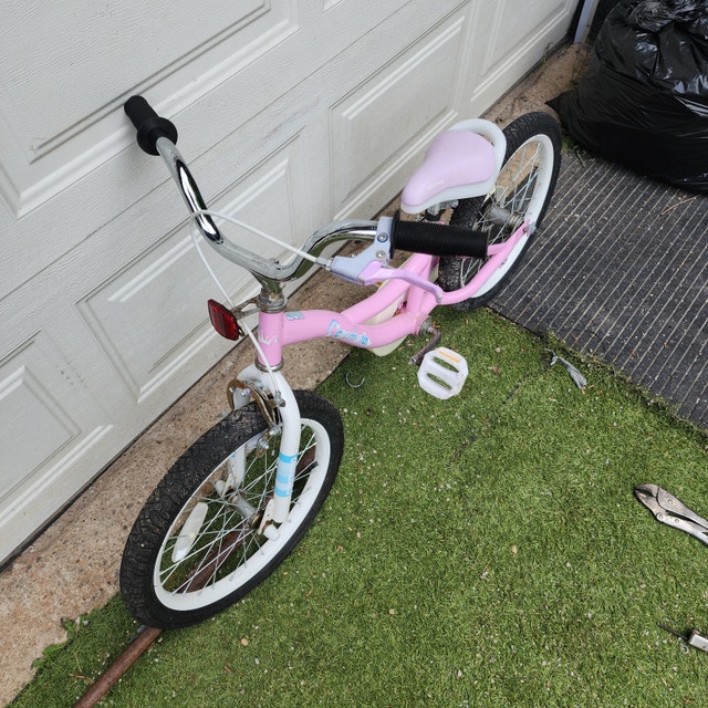 18'' Wheel Cycmoto Bike - Pink/White - photo 4