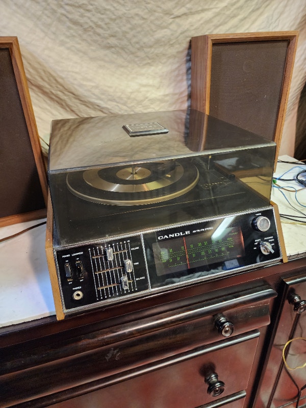 Candle Record Player, Radio & AUX Wooden Audio Amp Receiver