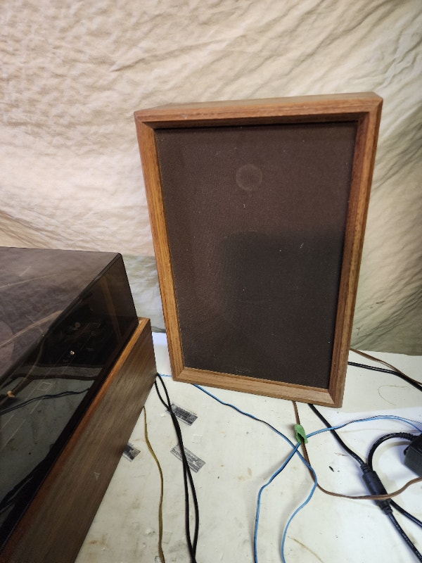 Candle Record Player, Radio & AUX Wooden Audio Amp Receiver - photo 3