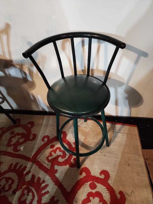 Green Bar Stool Swivel Chair