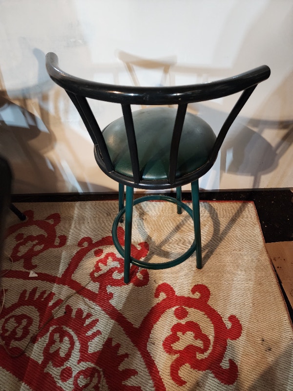 Green Bar Stool Swivel Chair - photo 5