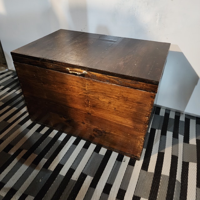 Solid Wood Storage Trunk - Dark Finish
