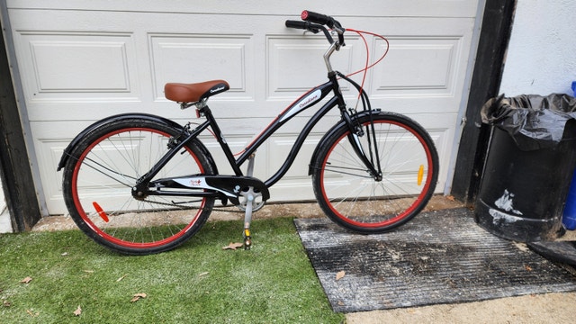 26'' Canadiana Cruiser Bicycle - 1 Speed, Black/Red Vintage