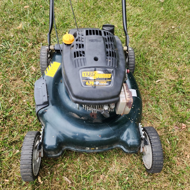 Craftsman 6 HP Self-Propelled Gas Lawnmower - photo 2