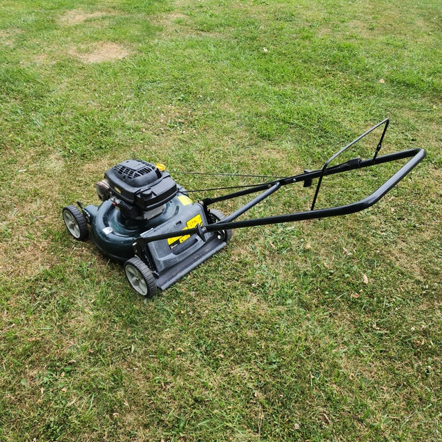 Craftsman 6 HP Self-Propelled Gas Lawnmower - photo 4