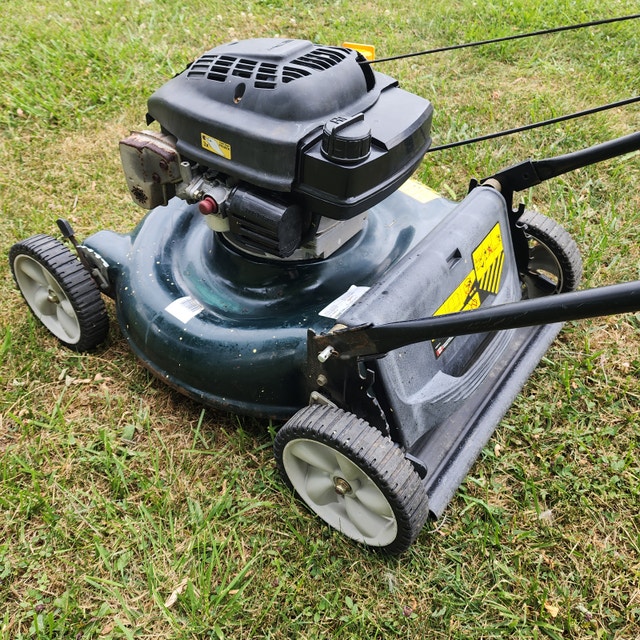 Craftsman 6 HP Self-Propelled Gas Lawnmower - photo 5