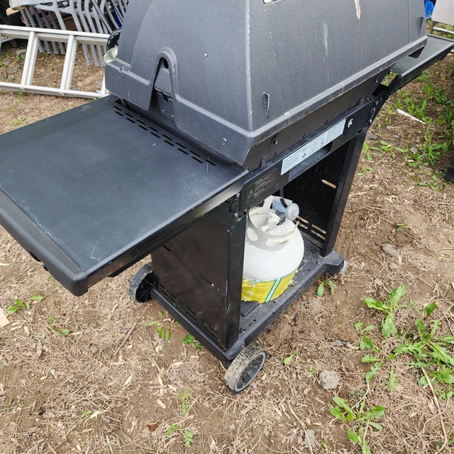 Broil King Stainless Natural Gas Grill - photo 5