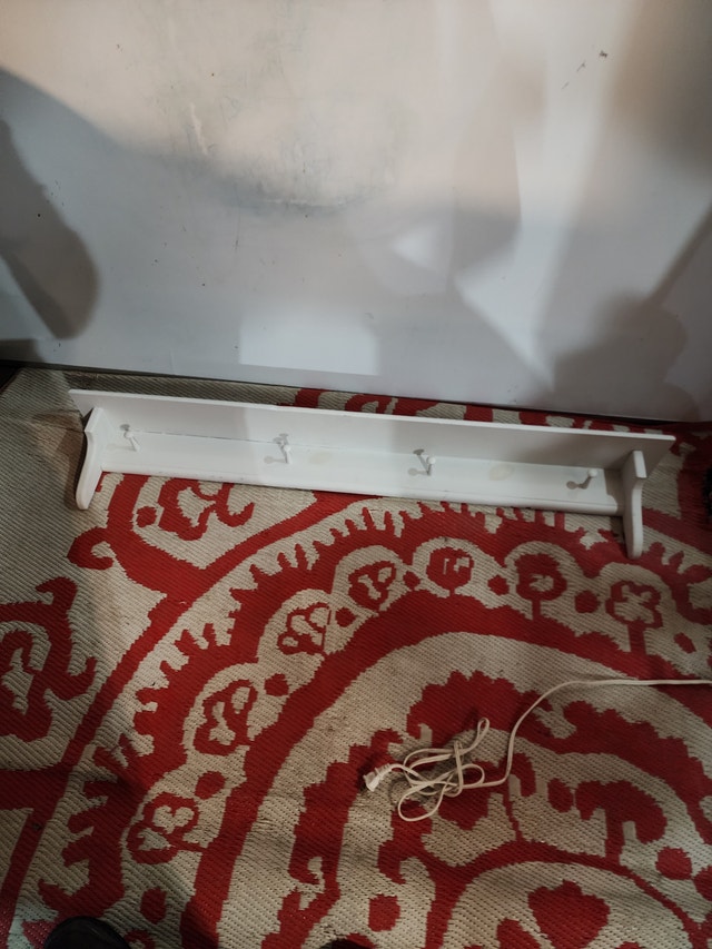 White Wood Shelf with 4 Hooks - 46" Long