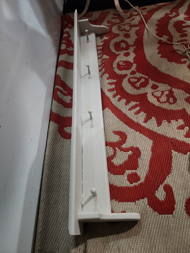 White Wood Shelf with 4 Hooks - 46" Long - photo 2