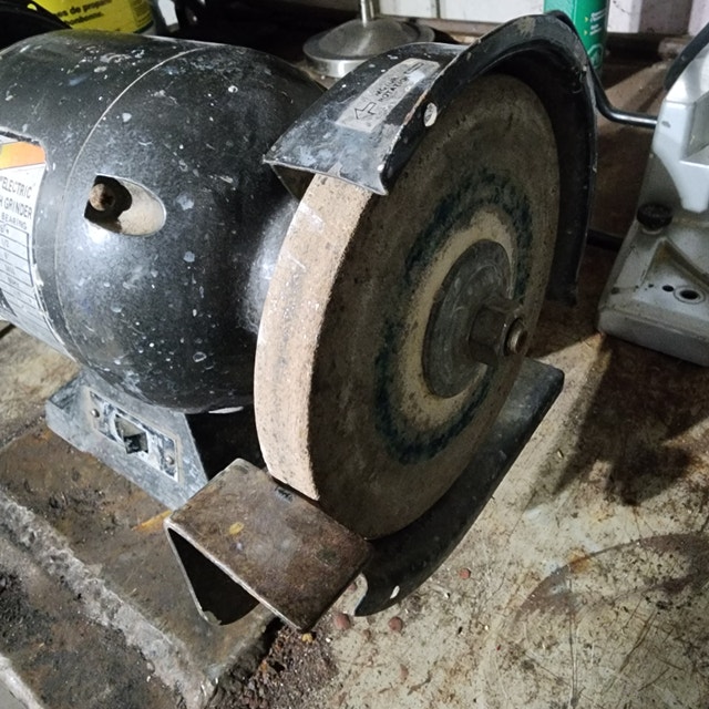 Buffalo 6'' Electric Bench Grinder - Needs Rewiring - photo 3
