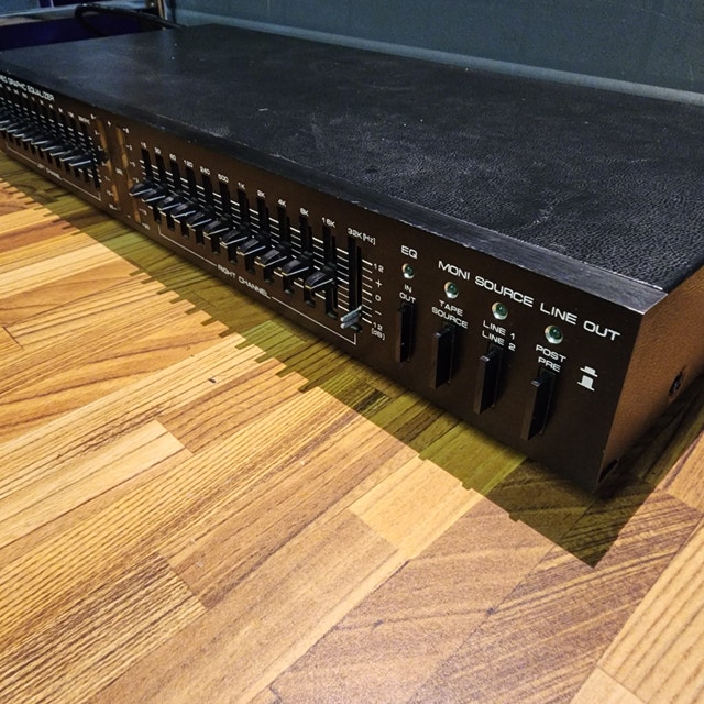 Pyramid Equalizer SEA-6600 RCA 12 band EQ - photo 4