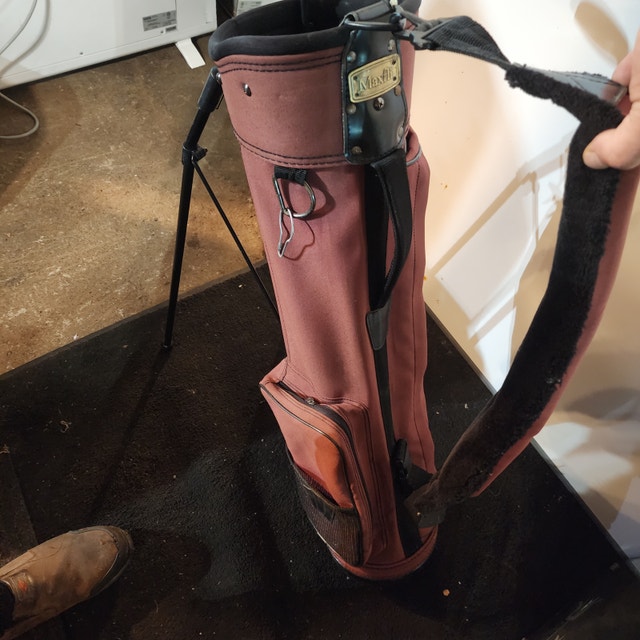 Maxfli Brown Golf Bag Storage Strap Carry Stand - photo 3