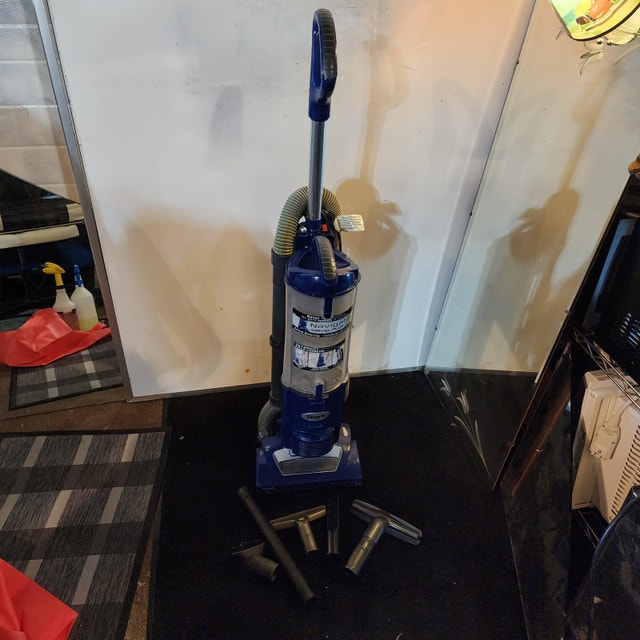 Shark Navigator Vacuum Cleaner Blue Swivel Steering Upright