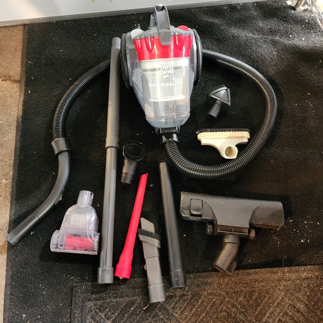 Dirt Devil Canister Vacuum Cleaner - photo 2