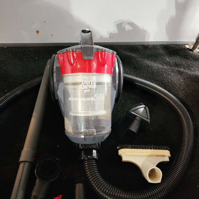 Dirt Devil Canister Vacuum Cleaner - photo 3