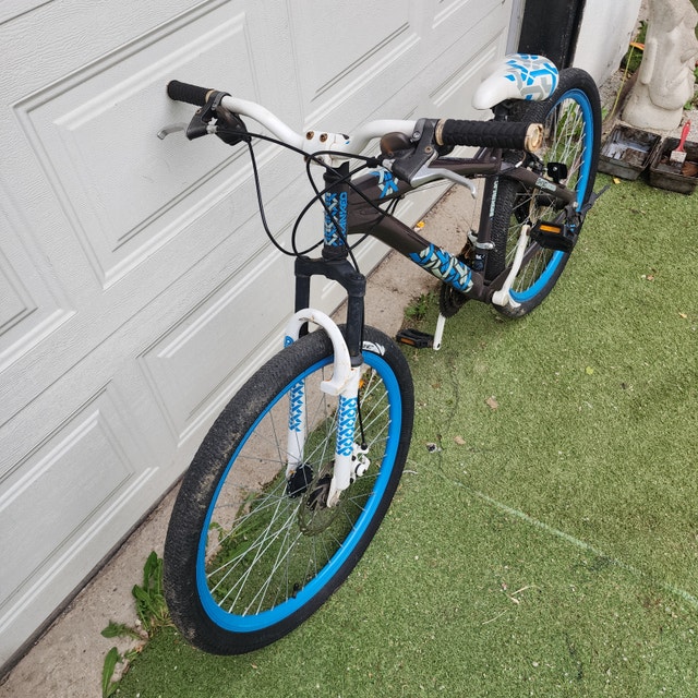 26'' Wheel Kranked Republic Mountain Bike - photo 2