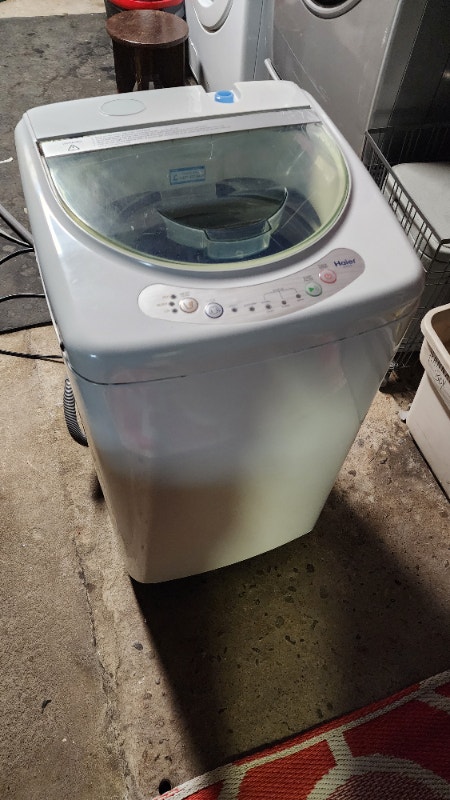 Small Haier Clothes Washer HLP21N 1 Cu.FT