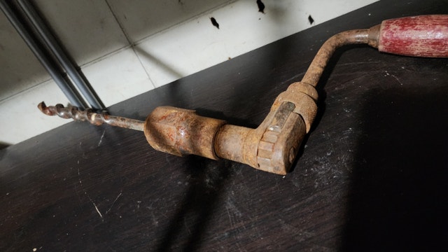 Manual Crank Drill Vintage Wooden - photo 2