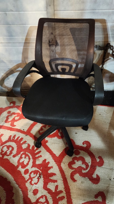 Black Cloth Mesh Office Chair - photo 4