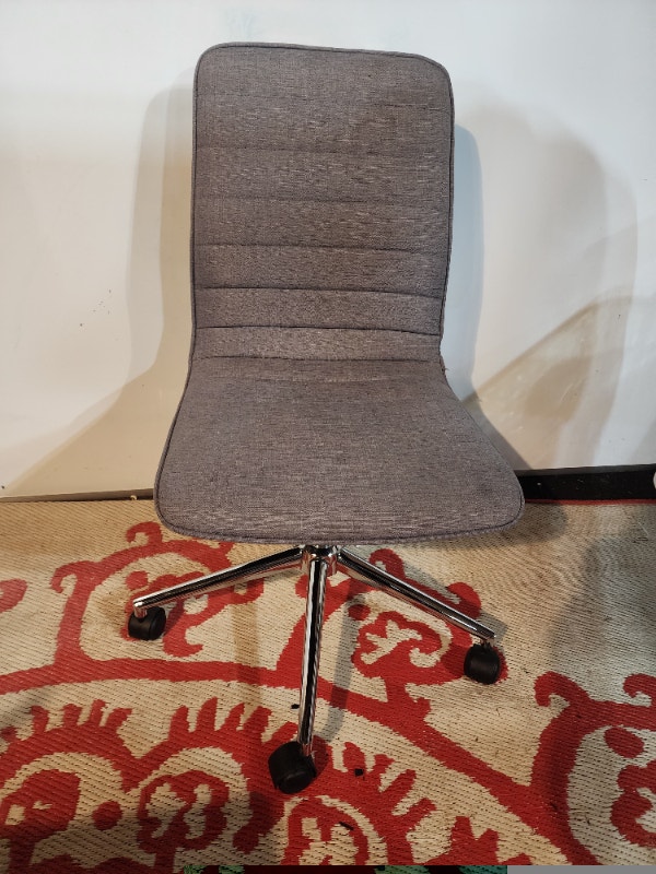 Cloth Rolling Chair Adjustable Height - photo 2