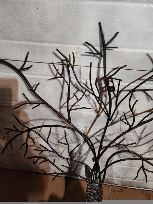 Metal Tree Hanger Holder 30 x 18 - photo 5