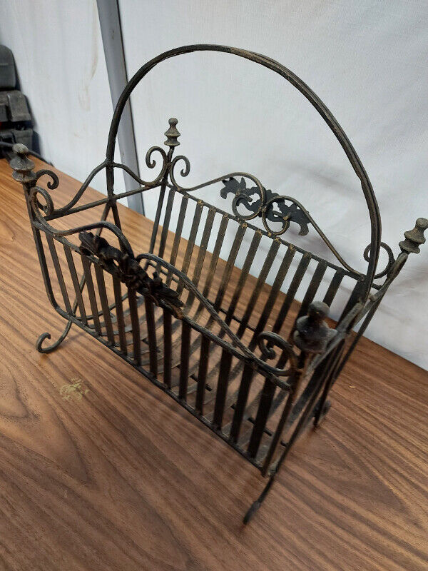 Wrought Iron Basket Carrier Holder - photo 5