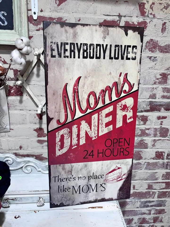 Vintage diner sign