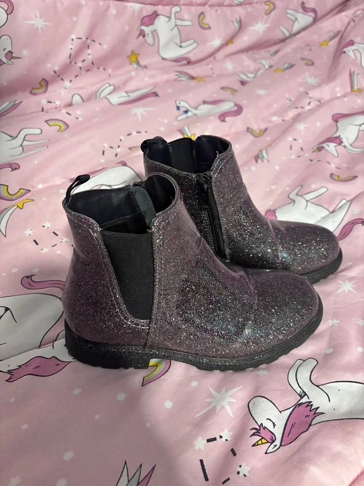 Girls black and glitter boots
