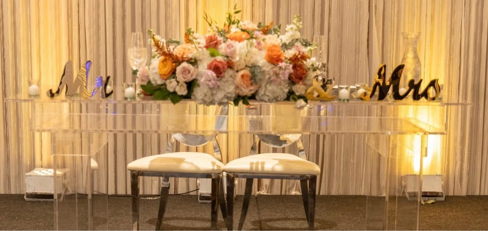 Mr & Mrs Gold Mirror Decor for Wedding - photo 2