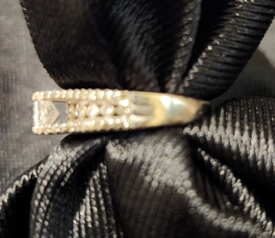 White Gold 1.25ct Diamond Engagement Ring - photo 4