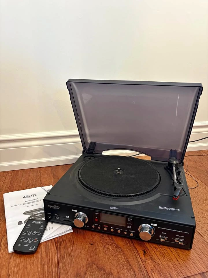 Jensen Record Player